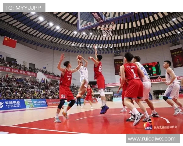 南京篮球队在钻石联赛积分榜上以98分稳居第一名展现强劲实力 南京篮球队在钻石联赛积分榜上以98分稳居第一名展现强劲实力