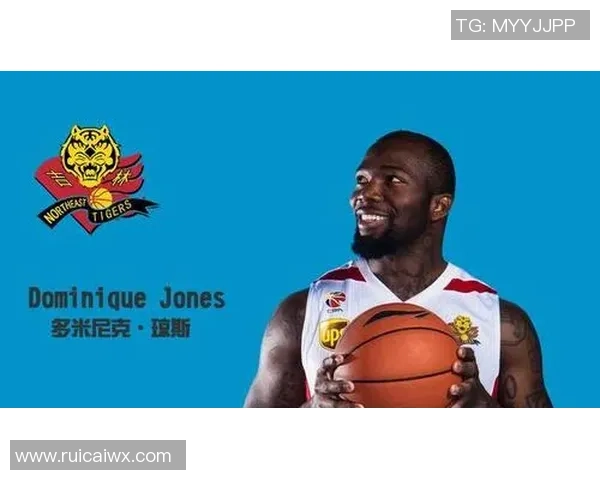 南京羽毛球队以62分稳居大师赛积分榜首位展现强劲实力 南京羽毛球队以62分稳居大师赛积分榜首位展现强劲实力