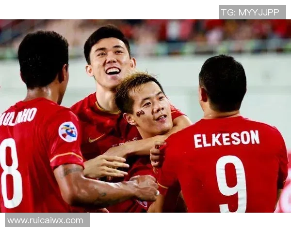 上海足球队心理素质提升之路：从困境中崛起的奋斗与蜕变