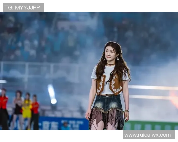 中国女星与足球明星的浪漫故事揭示了娱乐圈与体育界的跨界情缘 中国女星与足球明星的浪漫故事揭示了娱乐圈与体育界的跨界情缘