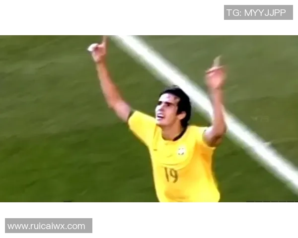 帅哥足球明星卡卡的传奇人生与绿茵场上的辉煌成就解析 帅哥足球明星卡卡的传奇人生与绿茵场上的辉煌成就解析