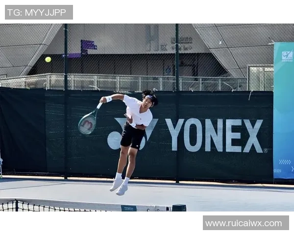 重庆网球队在全国网球耐力排行榜中荣登第八名展现出强大实力与潜力 重庆网球队在全国网球耐力排行榜中荣登第八名展现出强大实力与潜力