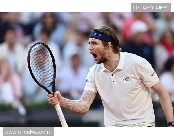 网球专题:聚焦杭州网球队的速度 网球专题:聚焦杭州网球队的速度