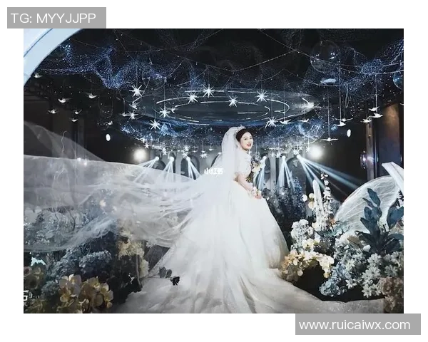 当红女星与足球巨星的浪漫交织在璀璨星空下的爱情故事